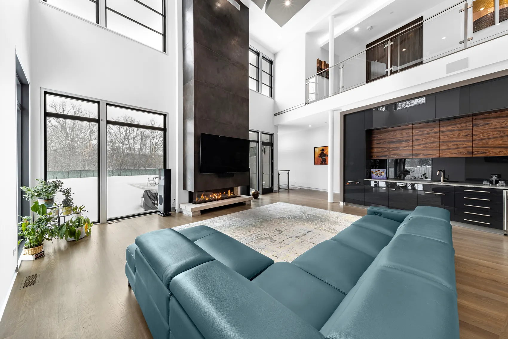 Living room toward the lawn